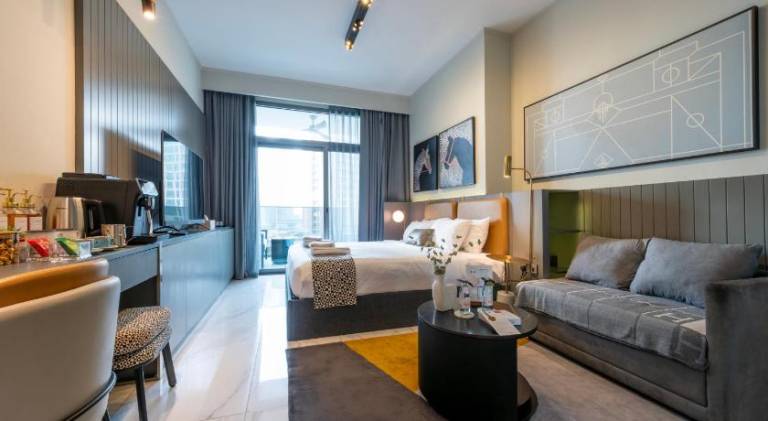 Beautiful holiday apartment with pool & jacuzzi | Close to The Dubai Fountain | Pets allowed — photo 2