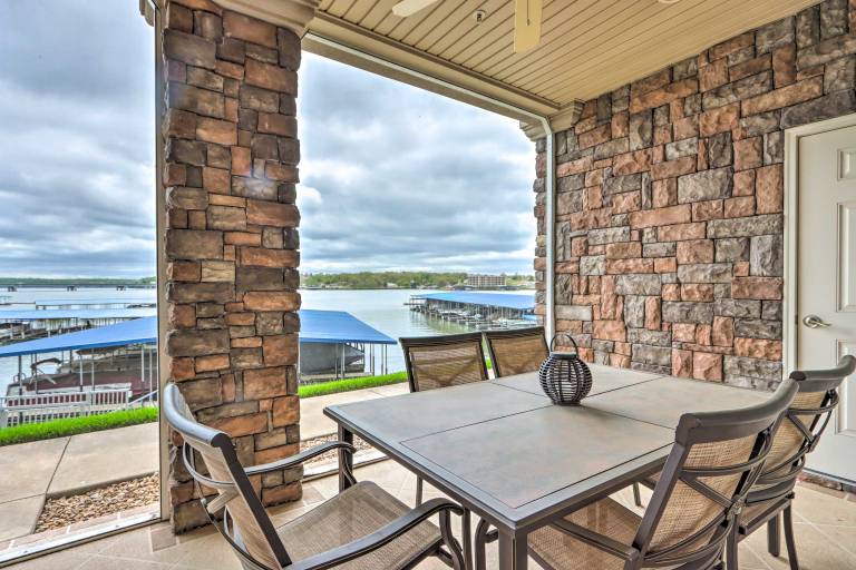 Lakefront Patio, Pool Access! Lands End Condo in Lake Ozark, MO