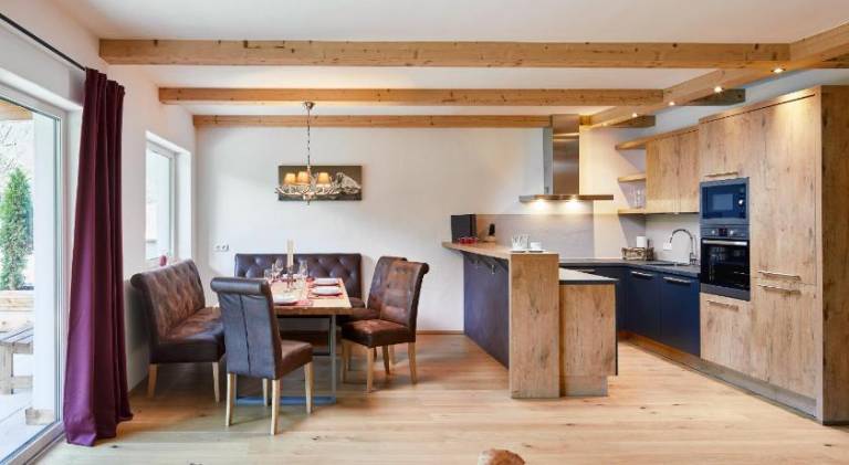 Apartment with patio in Aurach bei Kitzbuehel