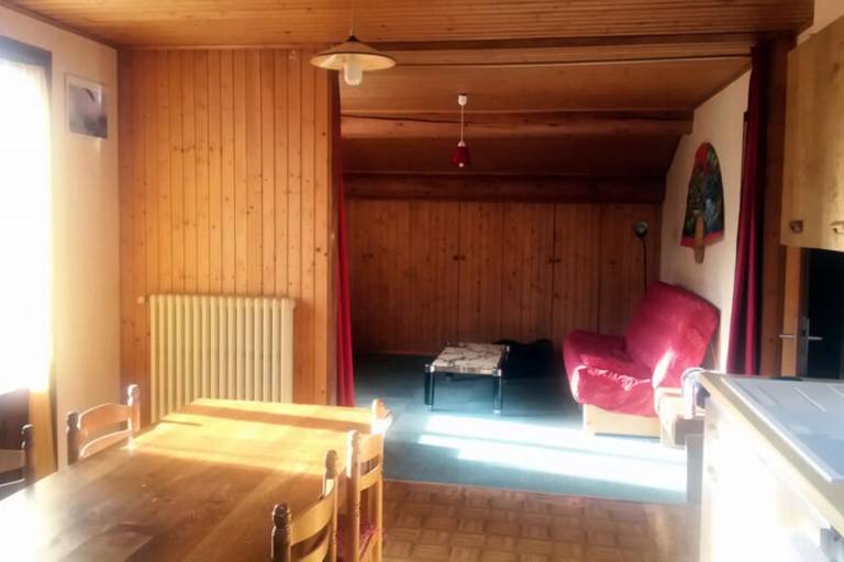 Holiday apartment with yard & terrace | Garden view | Dogs allowed — photo 4