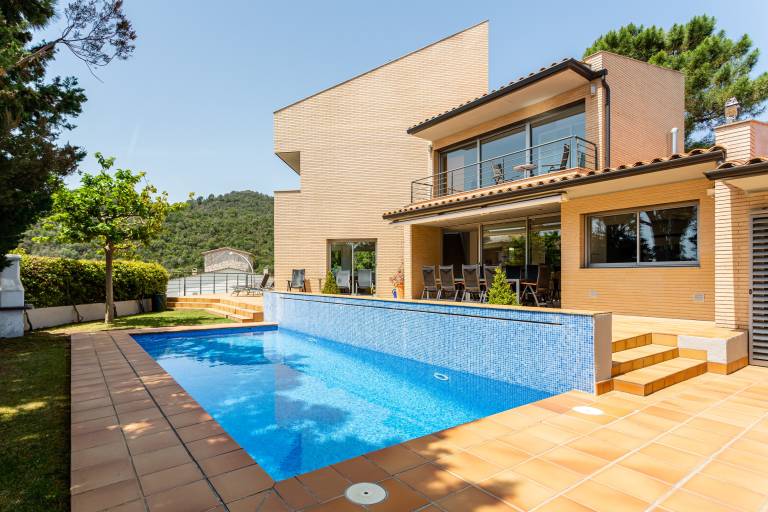 Child-friendly wonderful villa with fast internet, private pool & barbeque | Garden view | Good for workation | Pets allowed in Tossa de Mar
