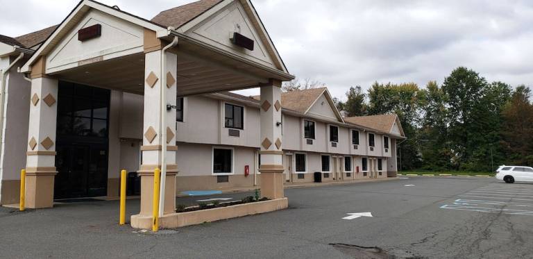 Motel  Cranbury Township