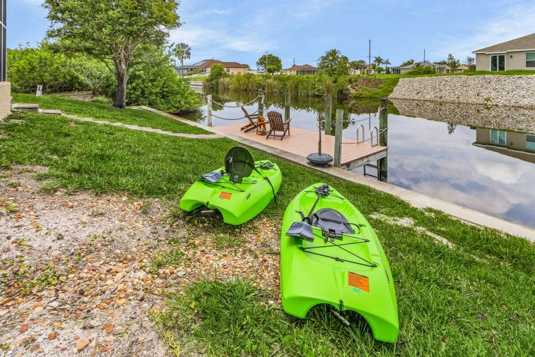 Child-friendly house with private pool & barbecue | Water view | Pets allowed — photo 5