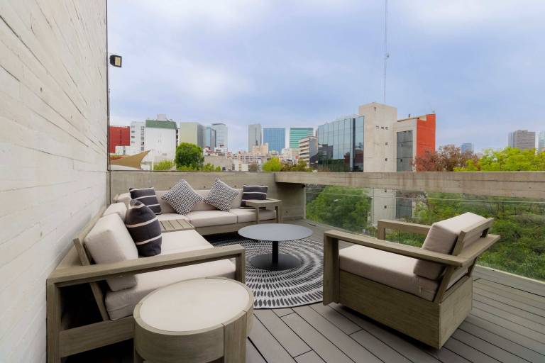 Capitalia Elite Penthouse Living