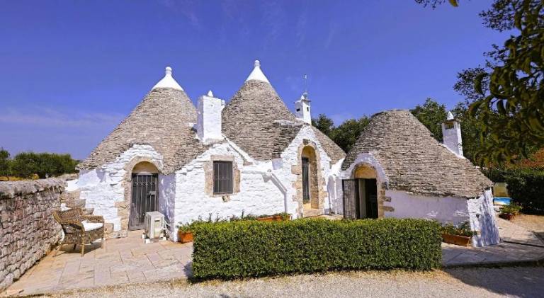 Beautiful villa with hot tub & pool | Pets are welcome in Franca
