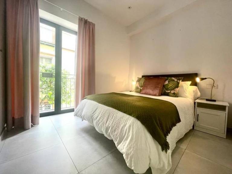 Modern Apartment in the Heart of Sevilla - Eva Recommends Soho Alameda 2 in Seville