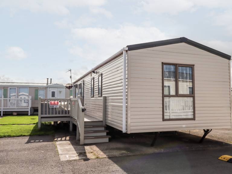Cottage Towyn