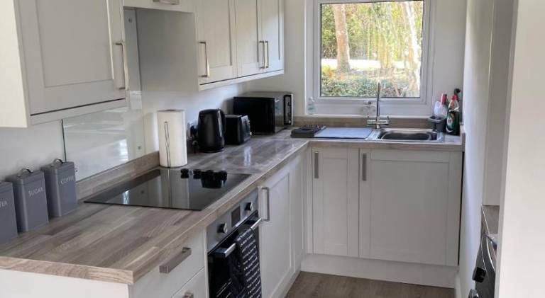 Chalet with pool | Pets allowed in Caernarfon