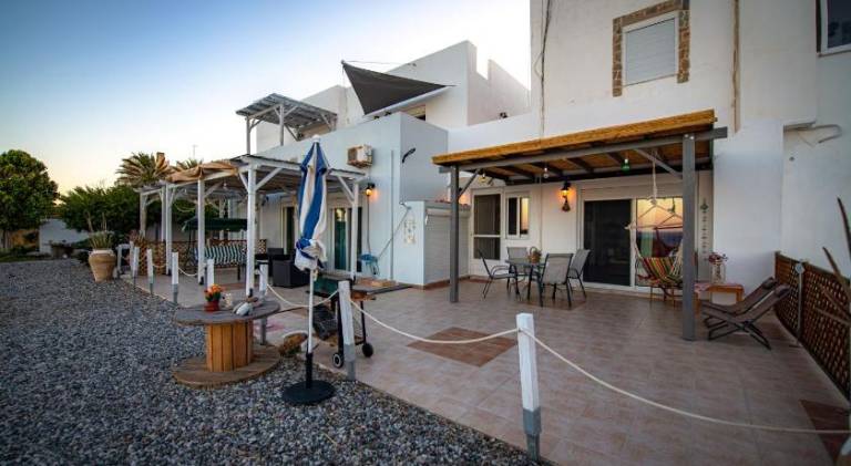 Fully equipped house with pool, terrace & garden | Beach nearby | Pet-friendly in Rhodes