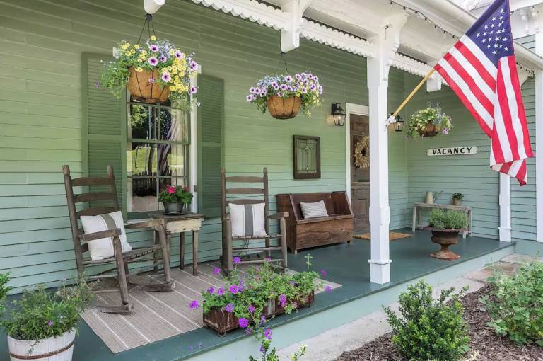 House  Leipers Fork