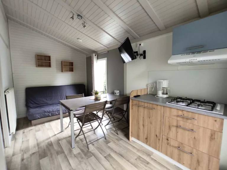 Campsite Le Rouge Gorge - Chalet 30m² (2 bedrooms) 7 people — photo 5
