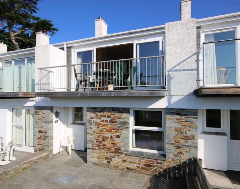 Cottage Polzeath