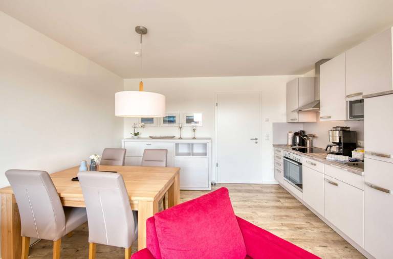 5-Sterne Ferienwohnung Wohlfühloase in der Hafenresidenz - Hafenblick & Sauna — photo 5