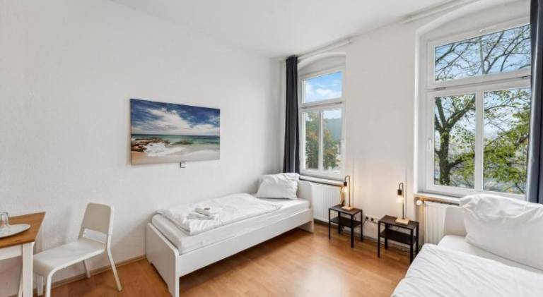 Holiday apartment with 3 rooms for 6 persons — photo 2
