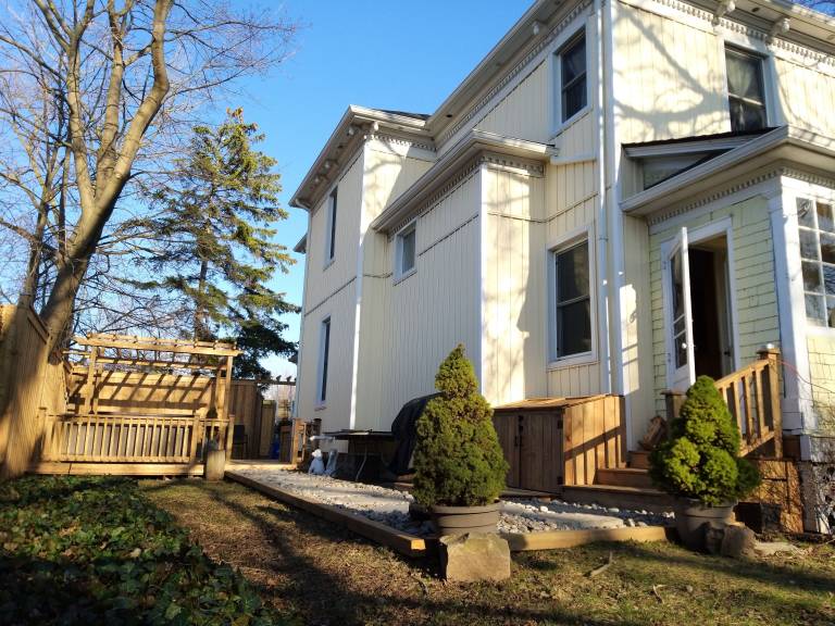 House Niagara Falls