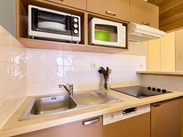 Apartment | Next to the beach | Pets are welcome — photo 3