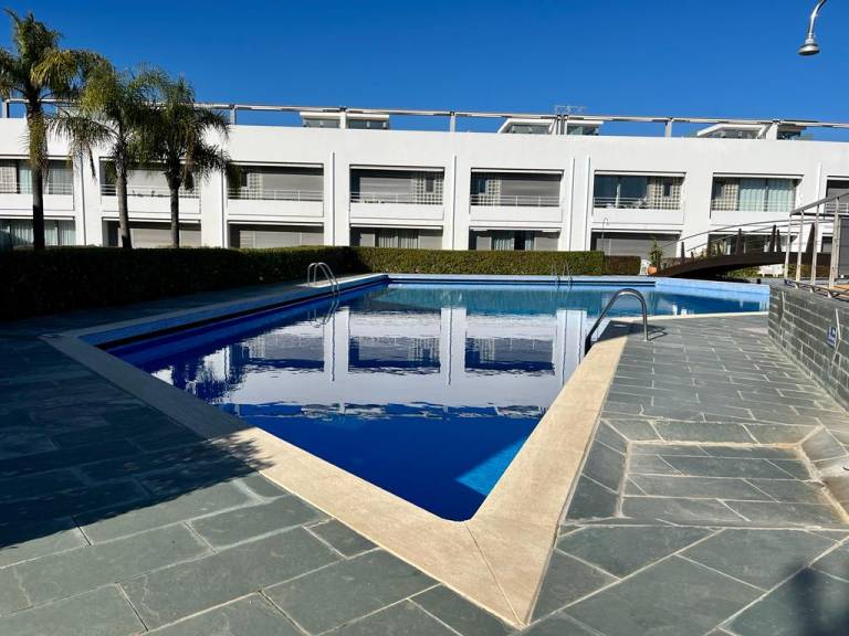 Family-friendly wonderful vacation home with patio, garden & pool | Pets are welcome — photo 5