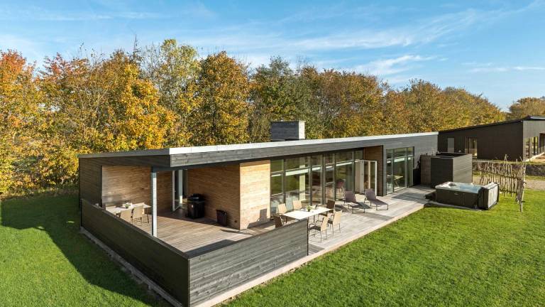 House with sauna, barbeque & yard — photo 3