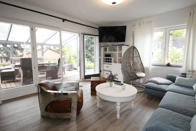 Fully equipped pleasant vacation home with terrace | Pets are welcome — photo 3