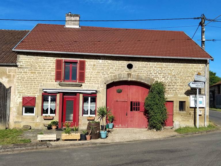 House with barbeque & garden | Nature view in Chaumont