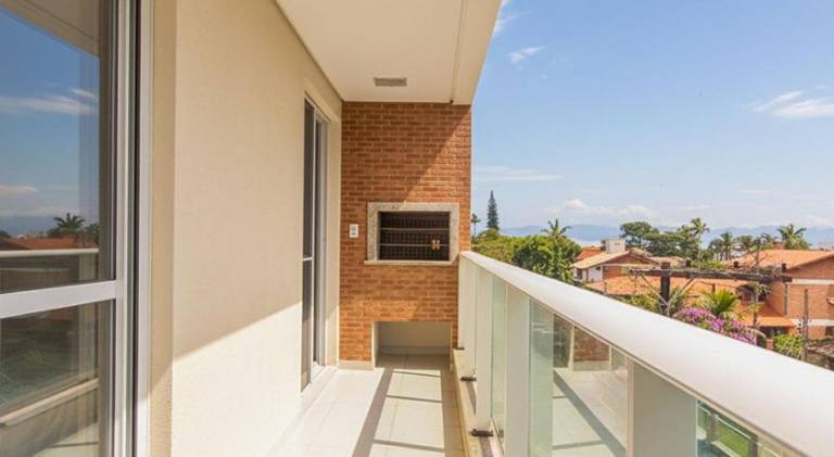 Rental apartment with 2 rooms for 5 persons in Florianópolis