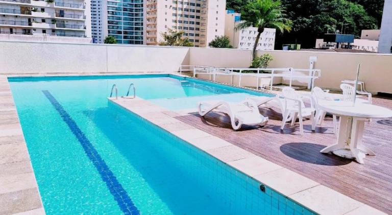 Apartment with pool — photo 3