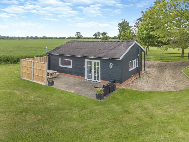 Squirrel Lodge UK47394
