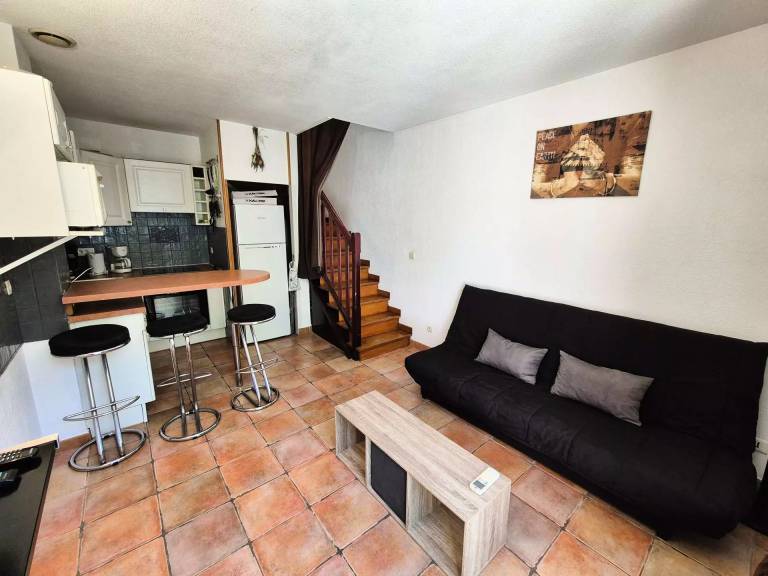 Residence Les Maisons De La Plage - T2 duplex in secure residence, private parking, swimming pool, air conditioning, internet — photo 5
