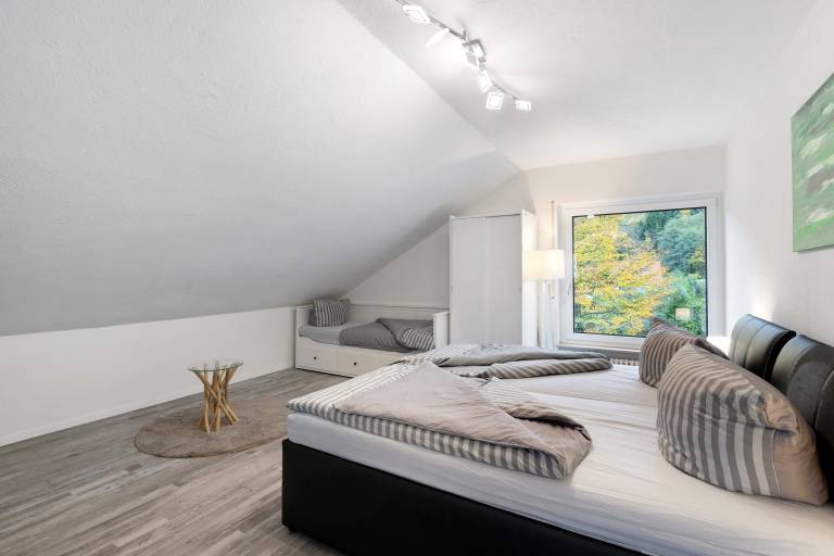 Rental apartment with terrace — photo 2