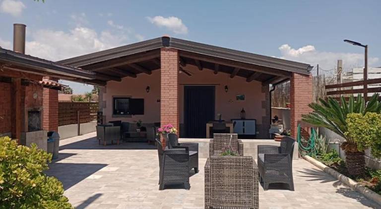Vacation home with pool & jacuzzi | Next to the beach | Pets allowed — photo 3