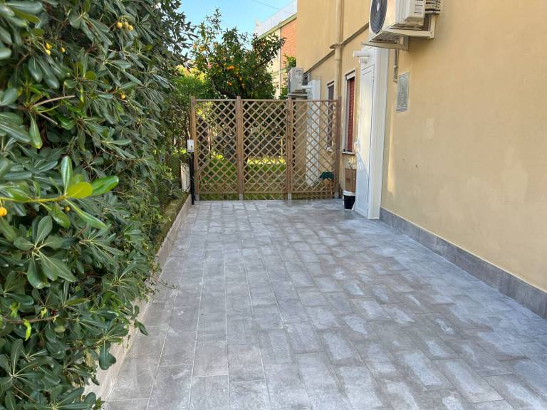 Children-friendly lovely apartment with yard | Close to the beach | Pet-friendly — photo 3