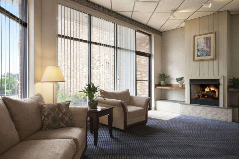 Days Inn by Wyndham Waynesboro — photo 2