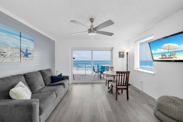 Royal Palms 508 Beachfront Escape