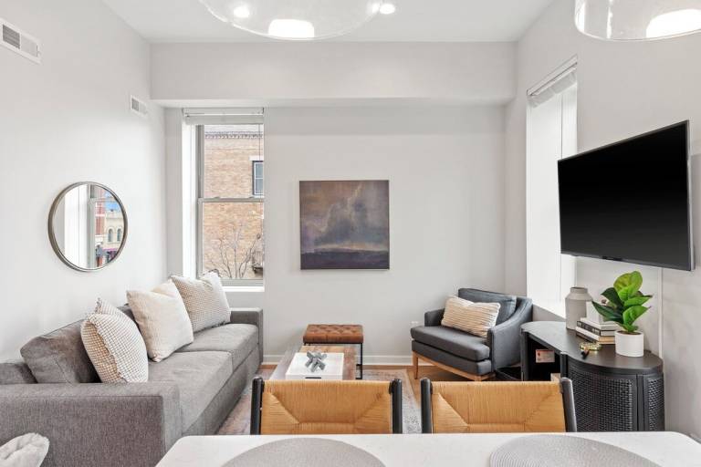 Apartment Racine