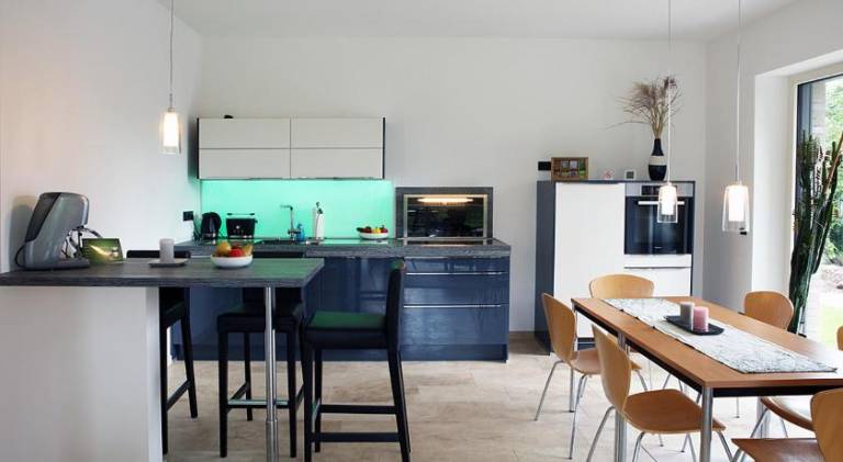 Holiday apartment with terrace & garden — photo 5