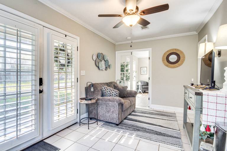 Walk to Beach: Waveland Retreat w/ Yard! — photo 5