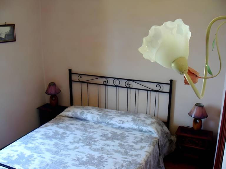 Farm with garden & pool | Pets are welcome in Orte