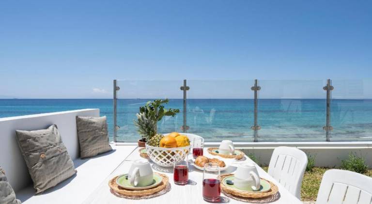 Amazing View Beach Villa in Ricadi