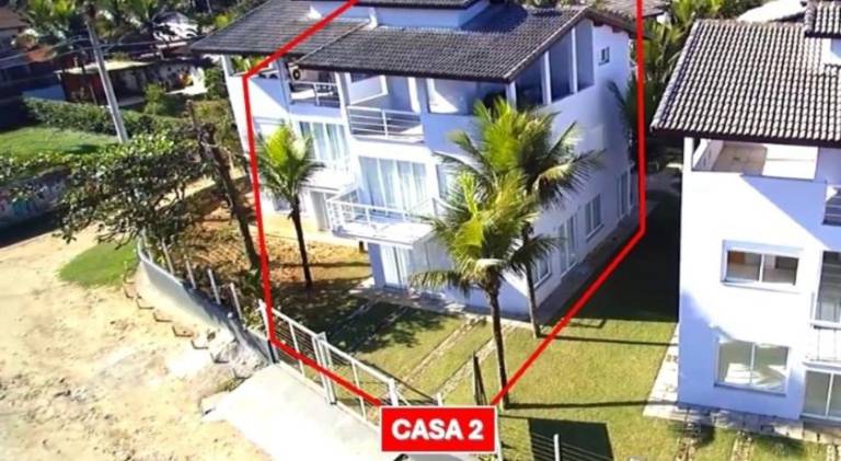 Villa with pool in Ubatuba