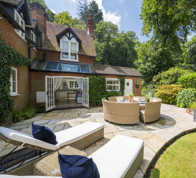 House Ascot