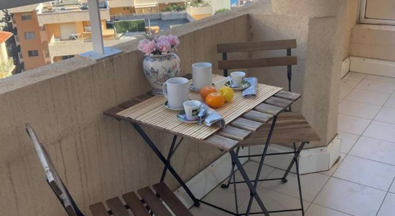 Beautiful holiday apartment | Next to the beach | Dogs allowed in Roquebrune-Cap-Martin