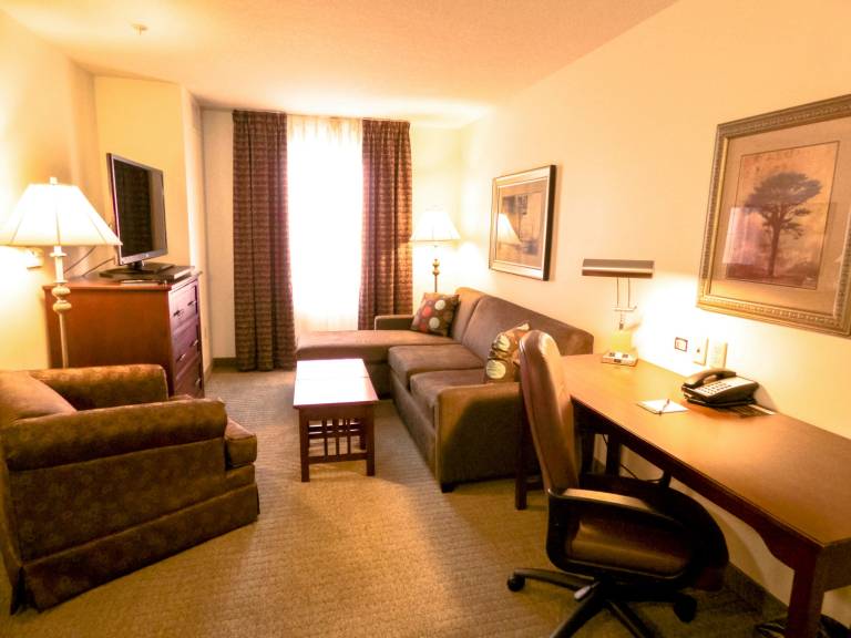 Condo  Novi