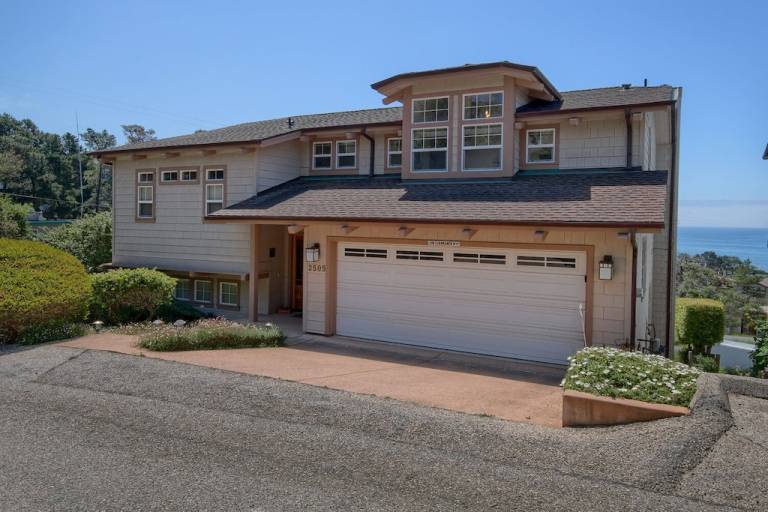 House  Cambria