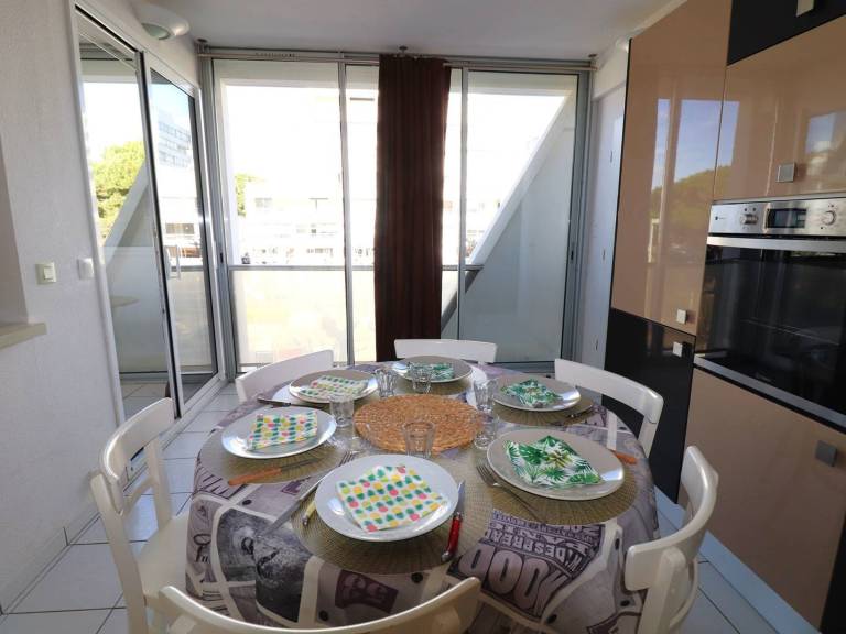 Rental apartment with 2 rooms for 6 persons — photo 5
