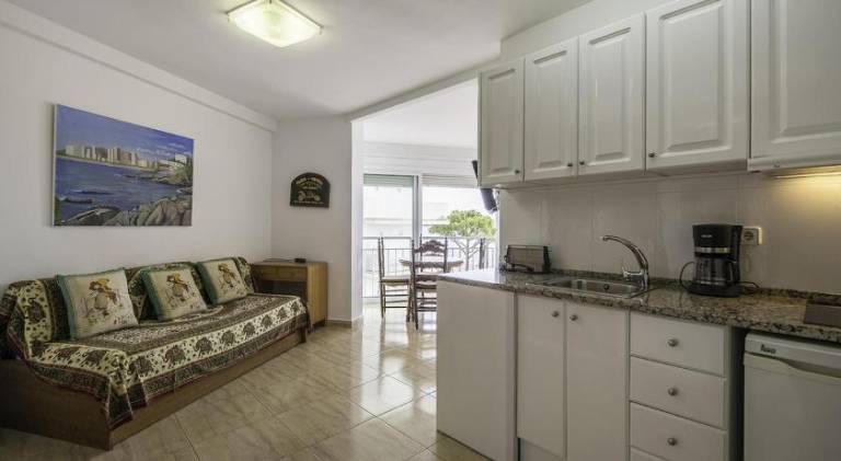 Rental apartment with 1 room for 3 persons — photo 3