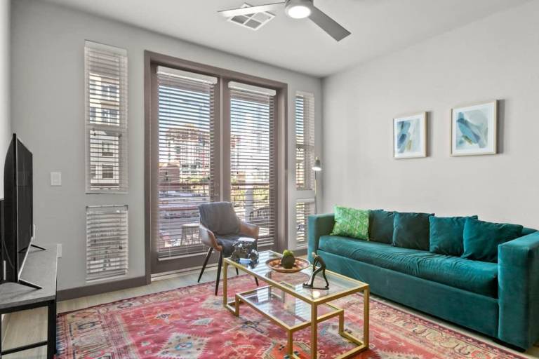 Cozysuites PHX RORO Gym Pool Pets 2BR 2BA