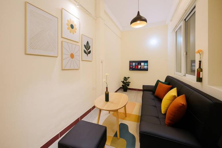 House | Next to Temple of the Jade Mountain | Pets are welcome in Hanoi