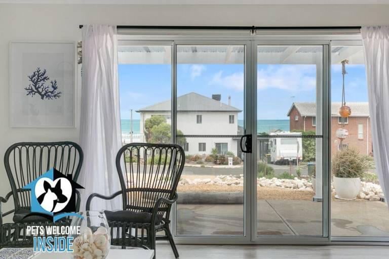 Find holiday rentals & in Goolwa Beach from 110!