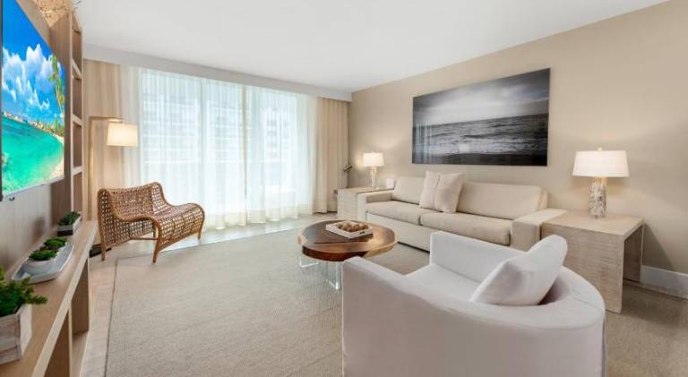 Rental apartment with jacuzzi | Next to Miami Beach Botanical Garden — photo 2
