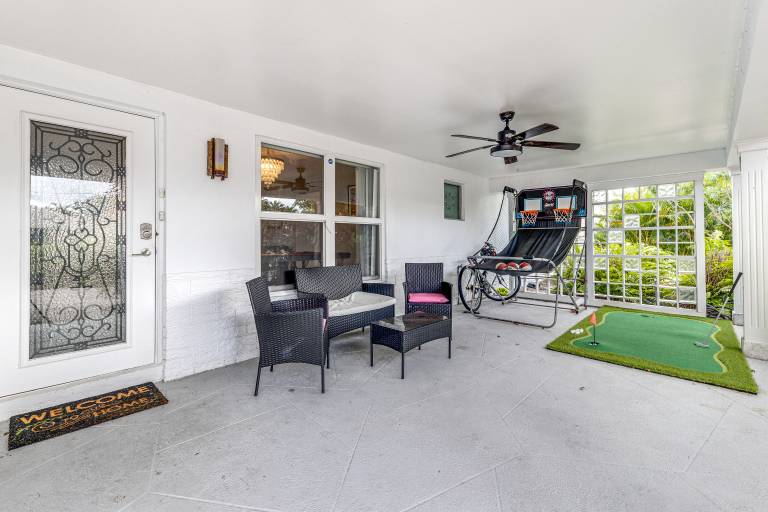 Relax & Play! Home 2 Mi to Delray Public Beach — photo 3